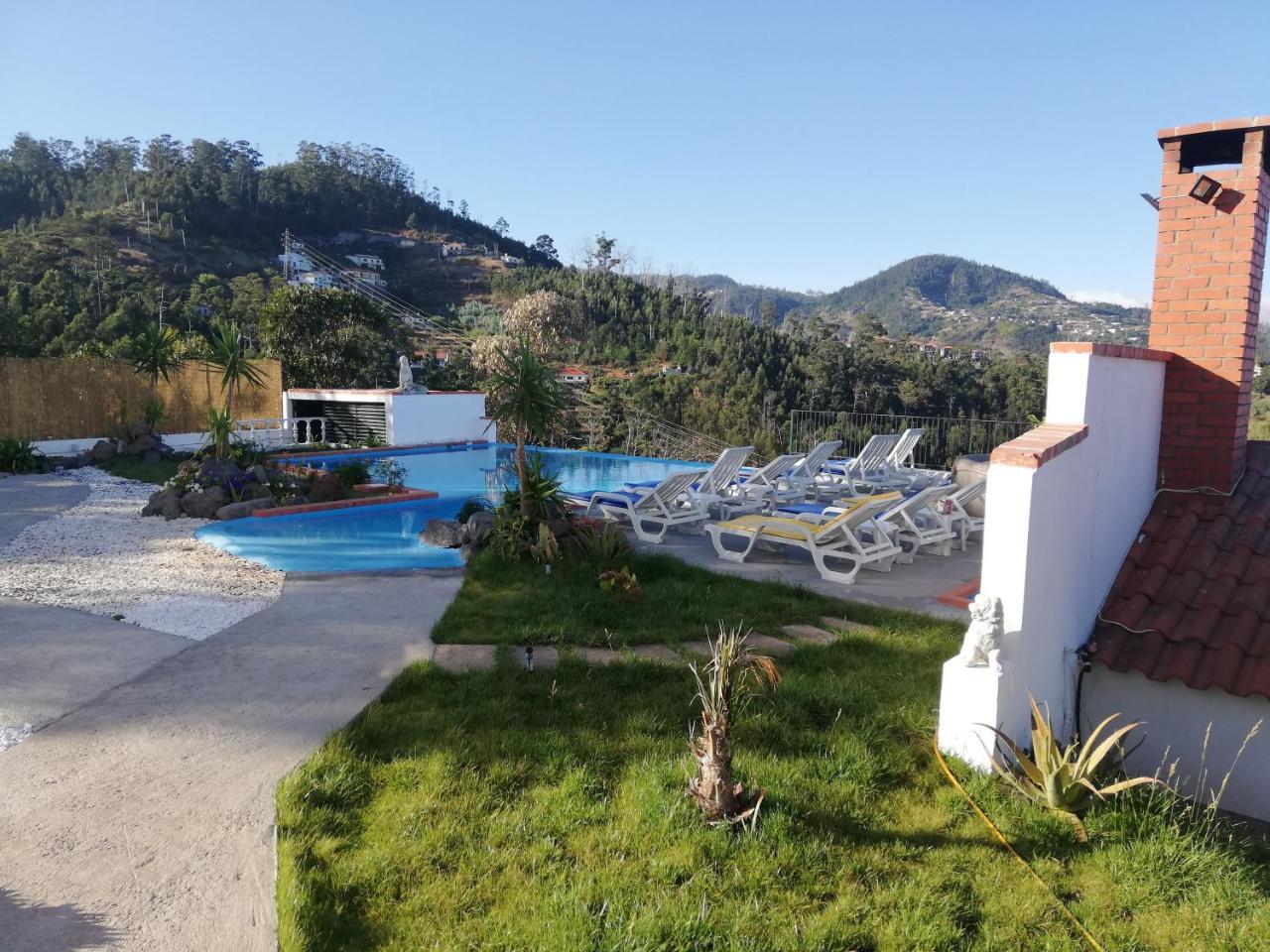 Inmountain Villa Caniço Exterior foto